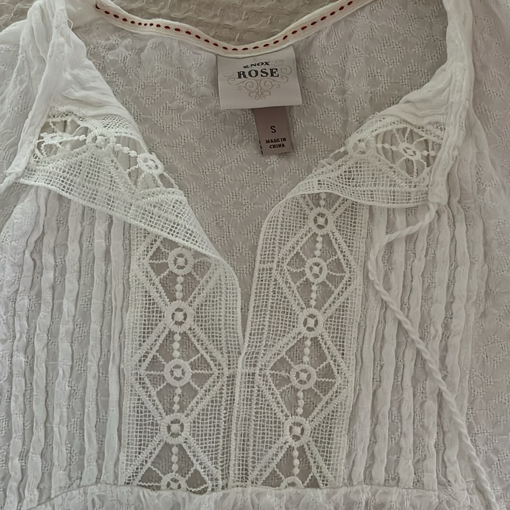 White Lace Trim Cover Up - Picture 2 of 6